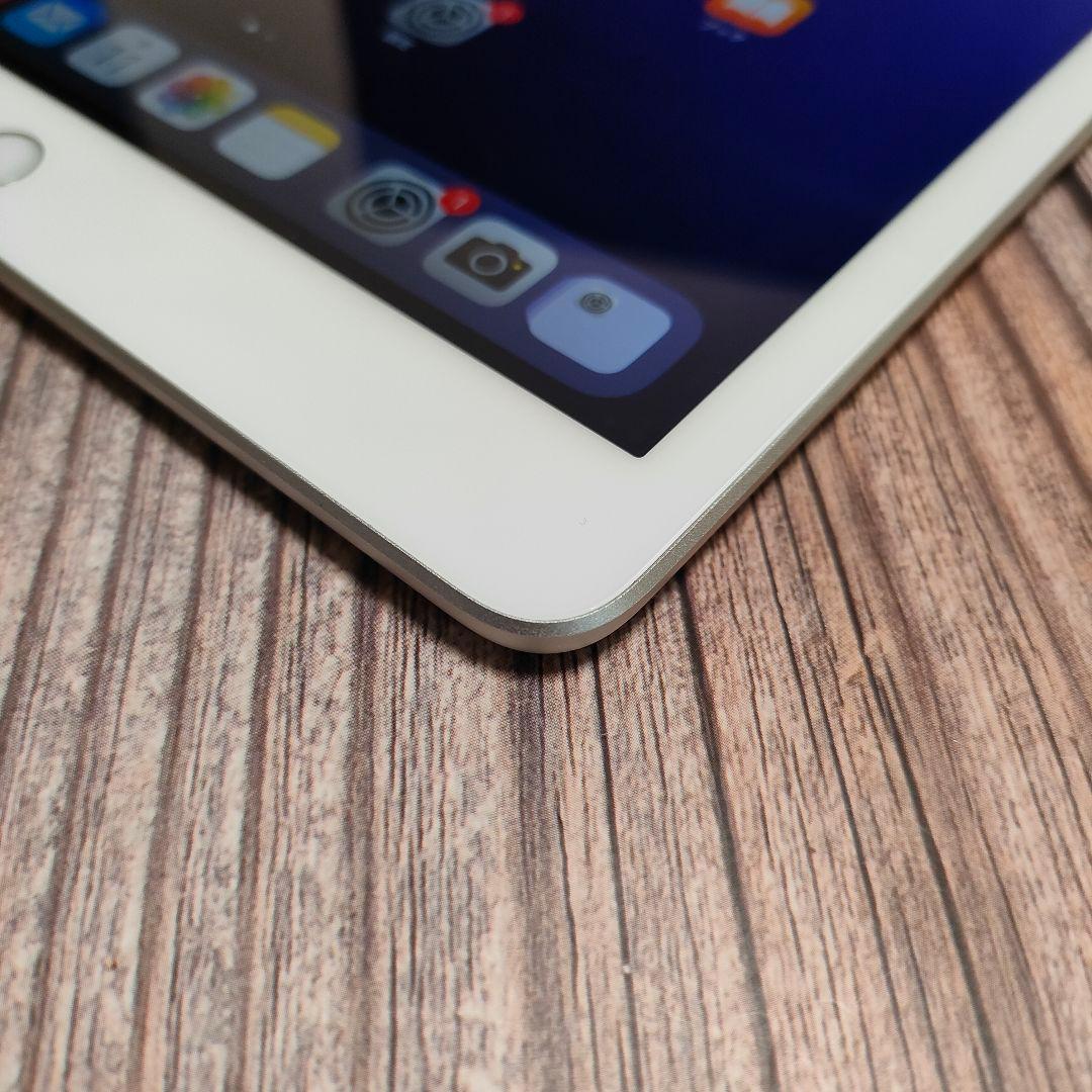 apple iPad 第8世代 32GB SIMフリー バッテリー95% 超美品