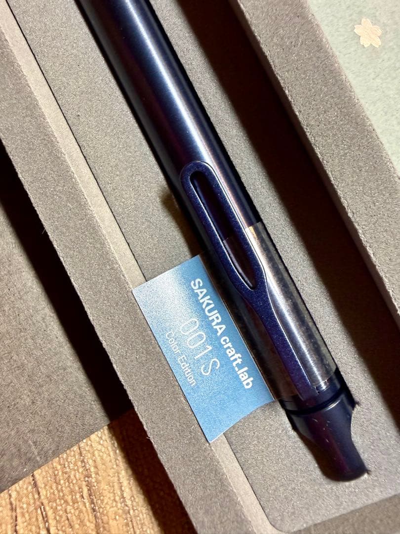 サクラクレパス　サクラクラフトラボ001S限定カラーエディション　ブルーブラック