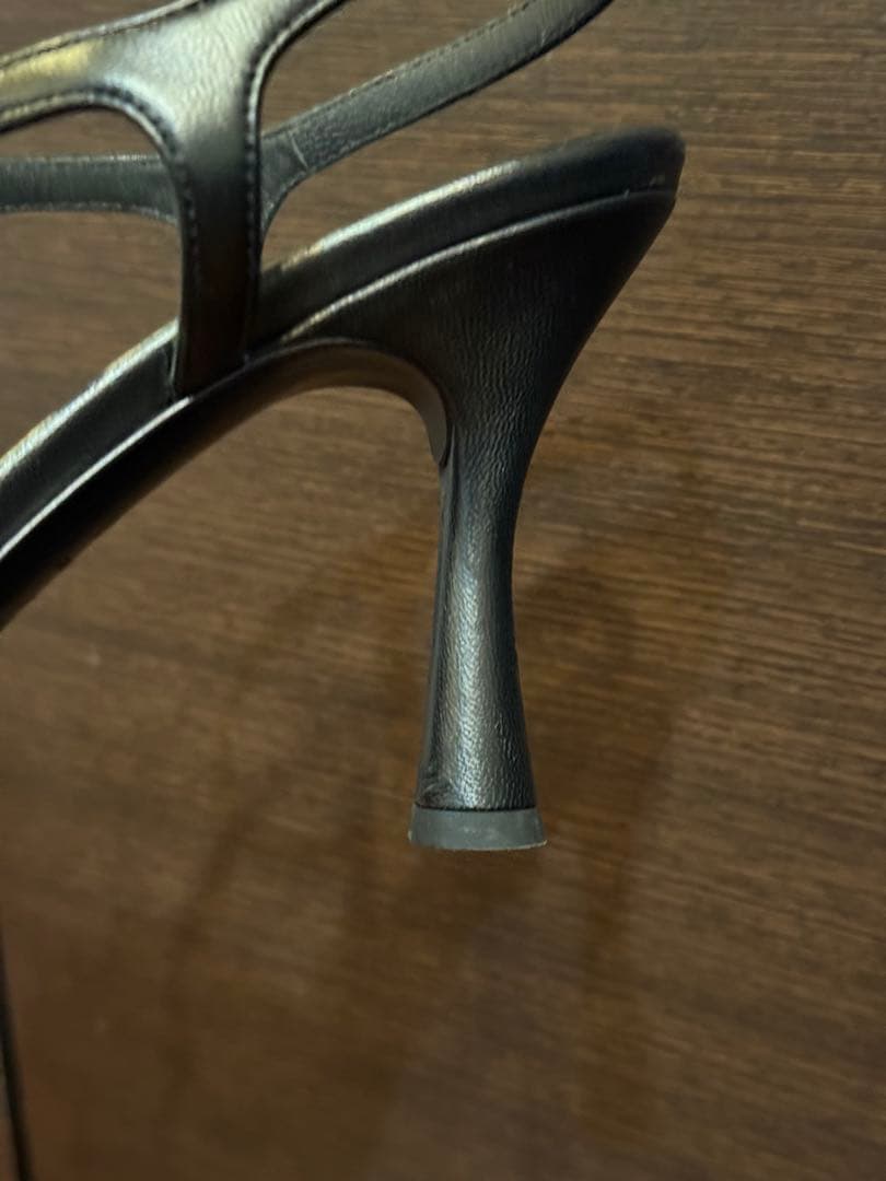 CHANEL ブラックサンダル カメリア