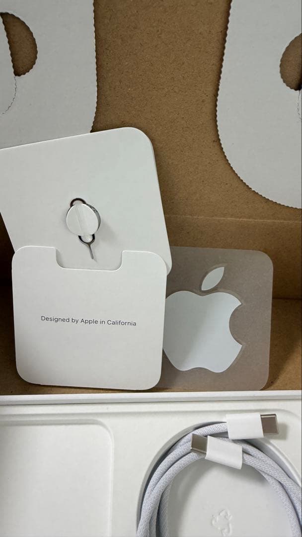 iPhone 15 Pro Max ブラックチタニウム