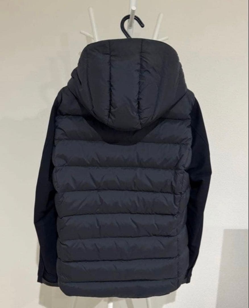 サ*リ様 【美品】TATRAS ブレージョ BLEGGIO ハイブリッドダウン