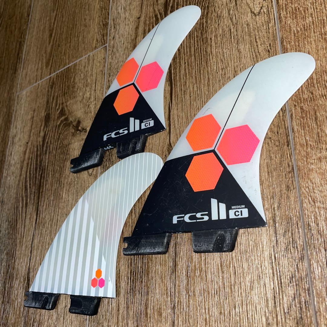 FCS2 CI UPRIGHTトライフィン Mサイズ チャンネルアイランド