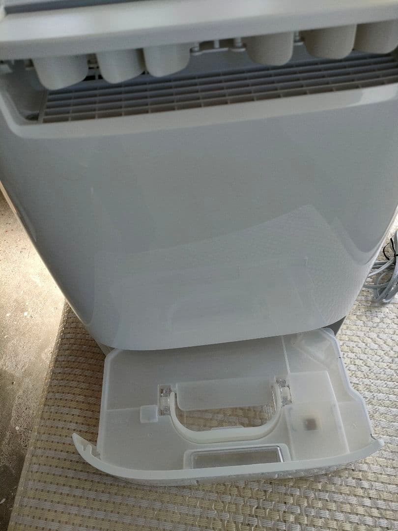 ●美品・箱説保証書付Panasonic衣類乾燥除湿機F-YZUX60-Nナノイー