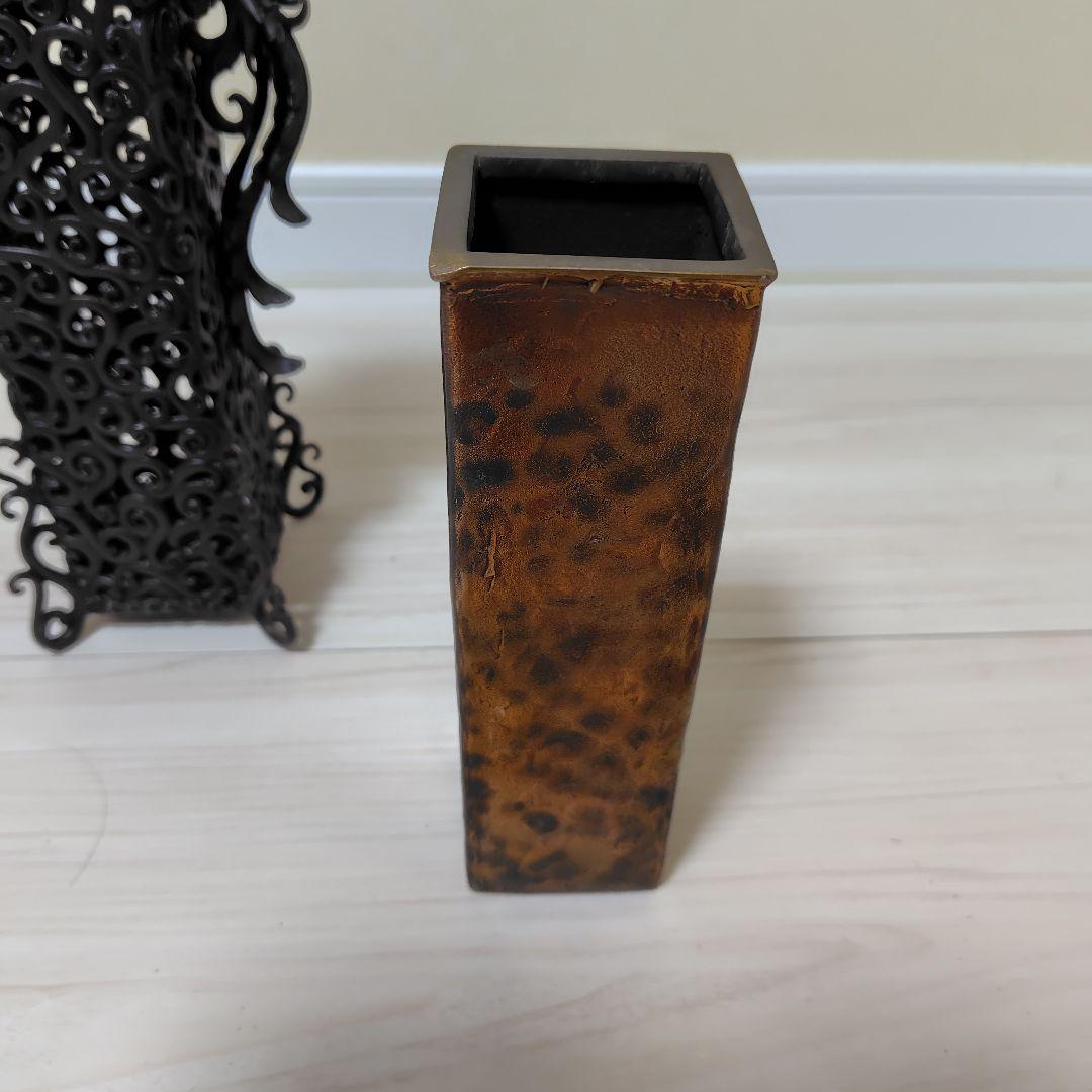 高岡銅器 青銅製花器 角型 唐草透かし 鳳凰耳付（蓋無し）