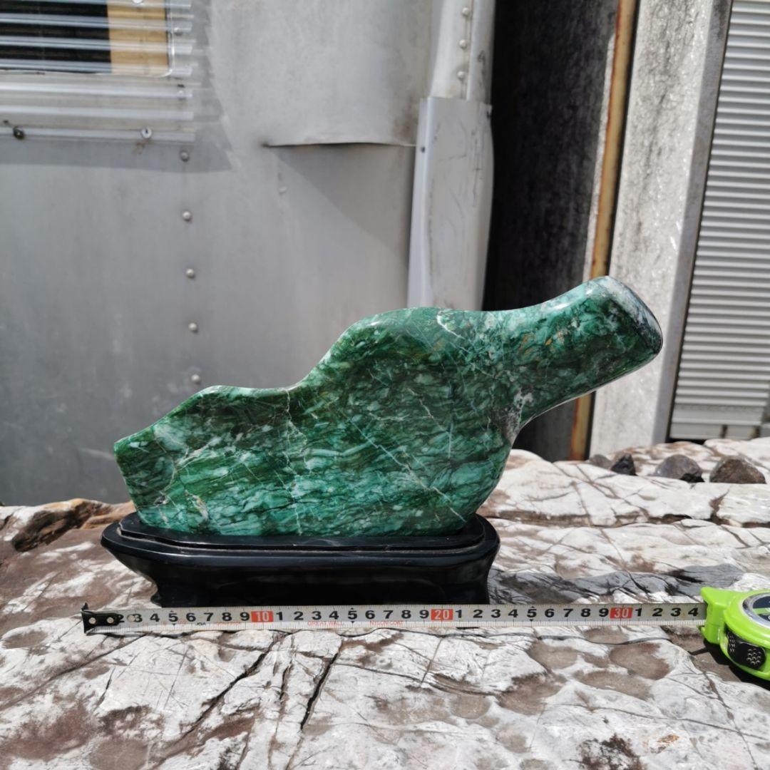 ナミビア翡翠　2  翡翠　ヒスイ　鑑賞石　石　置物　オブジェ　インテリア