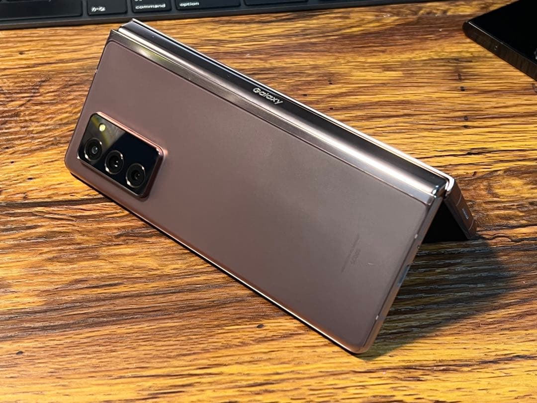 Galaxy Z Fold 2 5G au版 ブロンズ 256GB