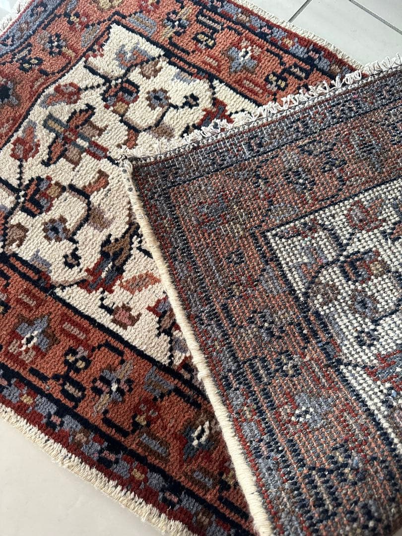 132×65 ヴィンテージラグ　二重織り　手織ラグ