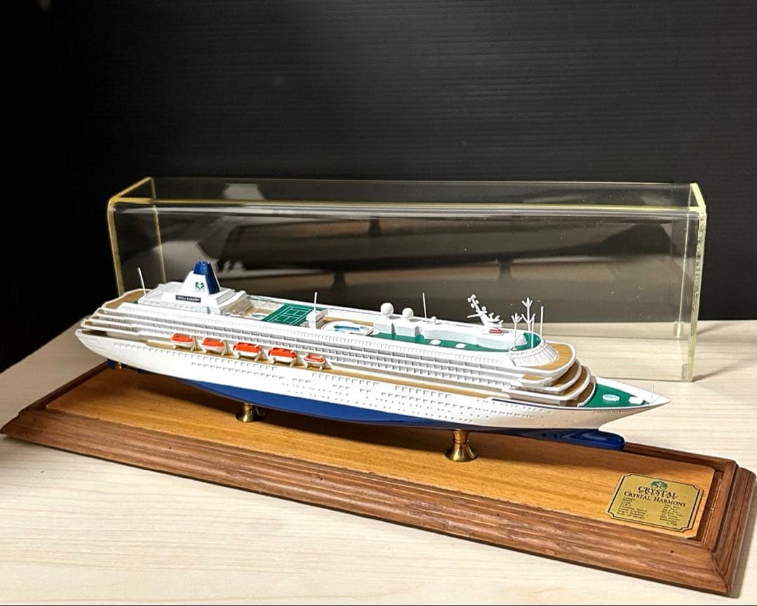 クリスタルハーモニー クルーズ 船　模型 オブジェ 置物　インテリア
