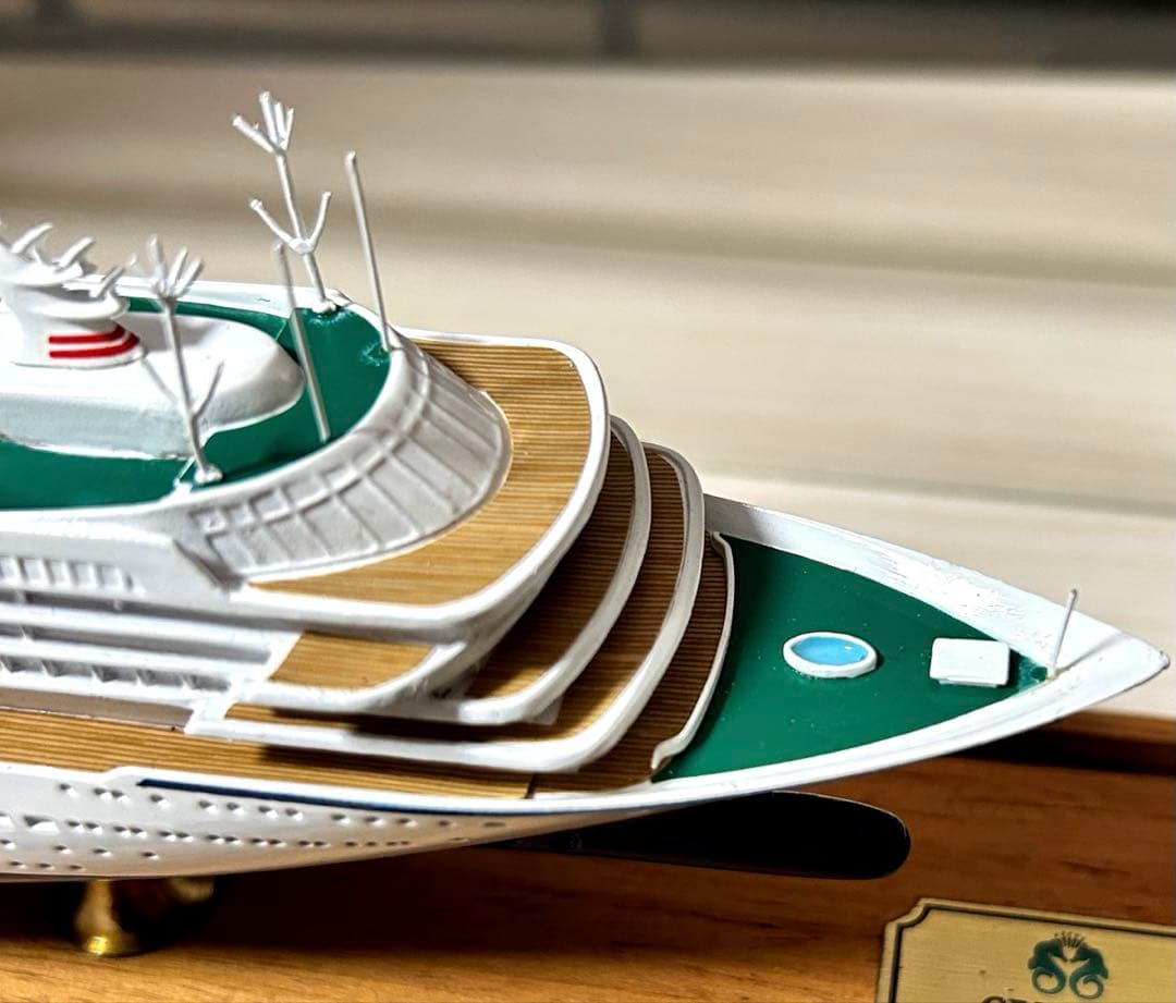 クリスタルハーモニー クルーズ 船　模型 オブジェ 置物　インテリア