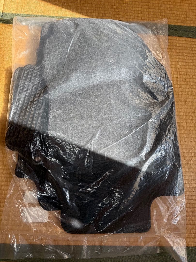 新品　トヨタ ハリアー　フロアマット 80系　ロイヤル