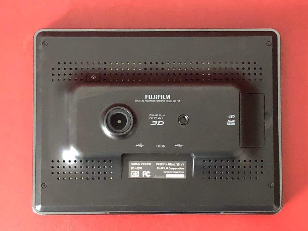 FUJIFILM FINEPIXREAL/ 3DカメラW3 & V1 ビューワー