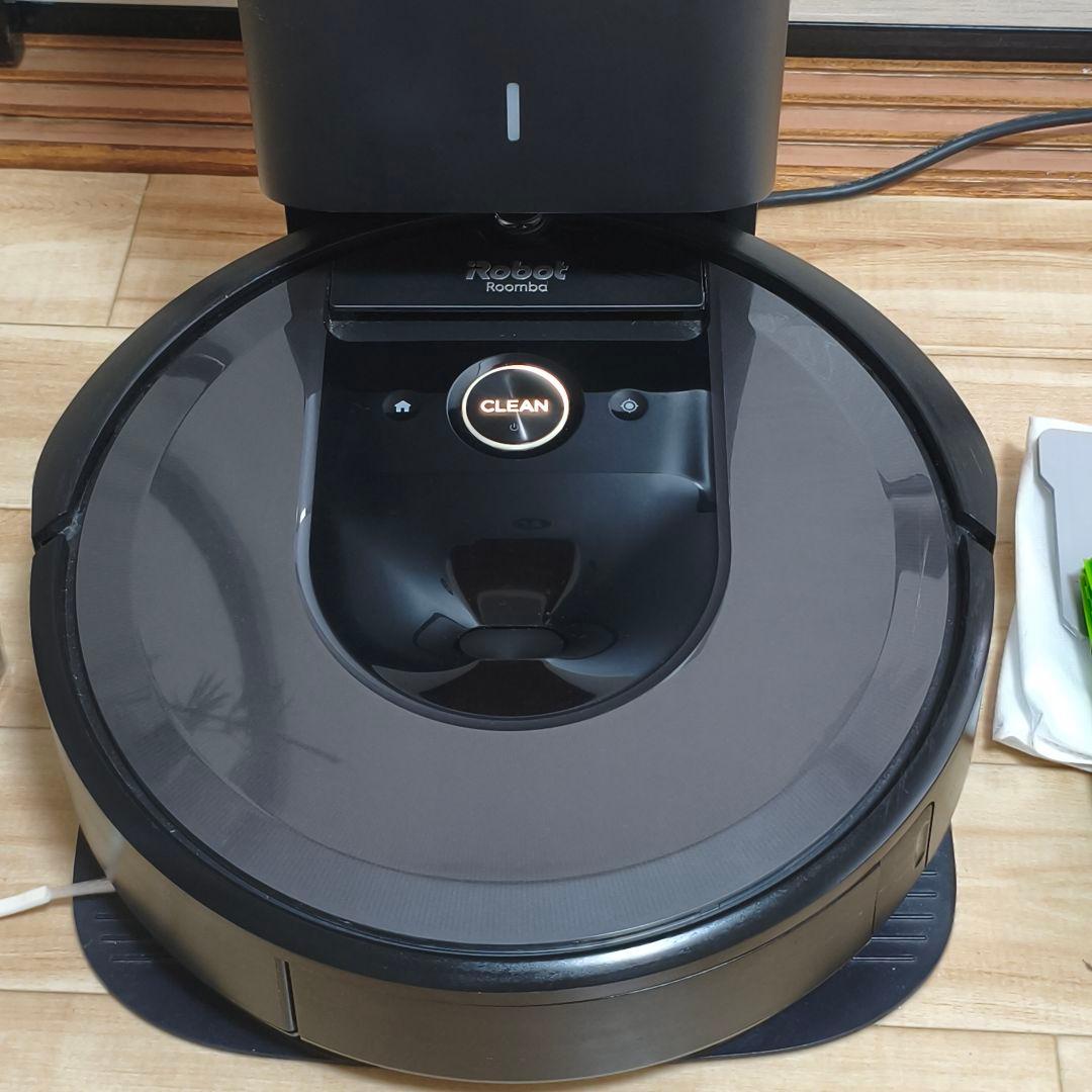 ♥️ 動作品 iRobot i7+ ロボット掃除機本体 自動ゴミ収集機能付き