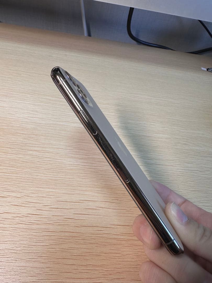 iPhone 11 Pro ゴールド　256GB SIMフリー　訳あり！