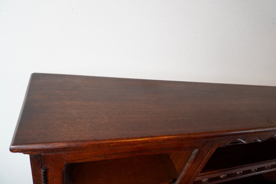 ド*ん様 イギリス アンティーク カップボード 1940年代