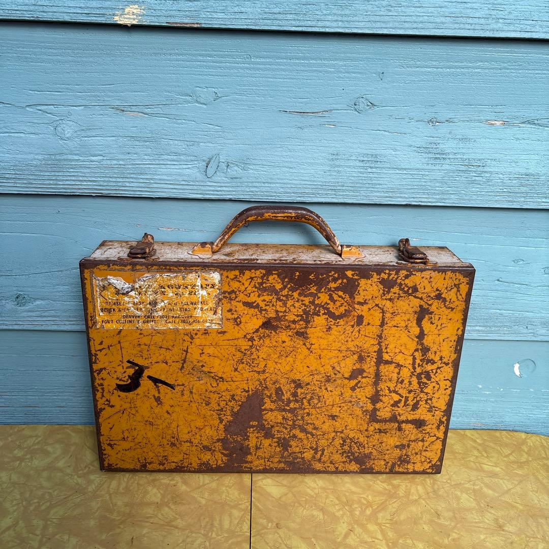 USA VINTAGE メタルキャビネット 工具箱 パーツケース