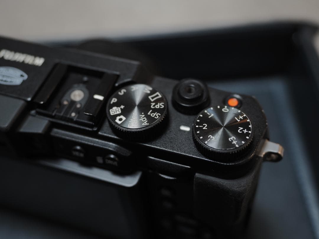 FUJIFILM フジフィルム X30