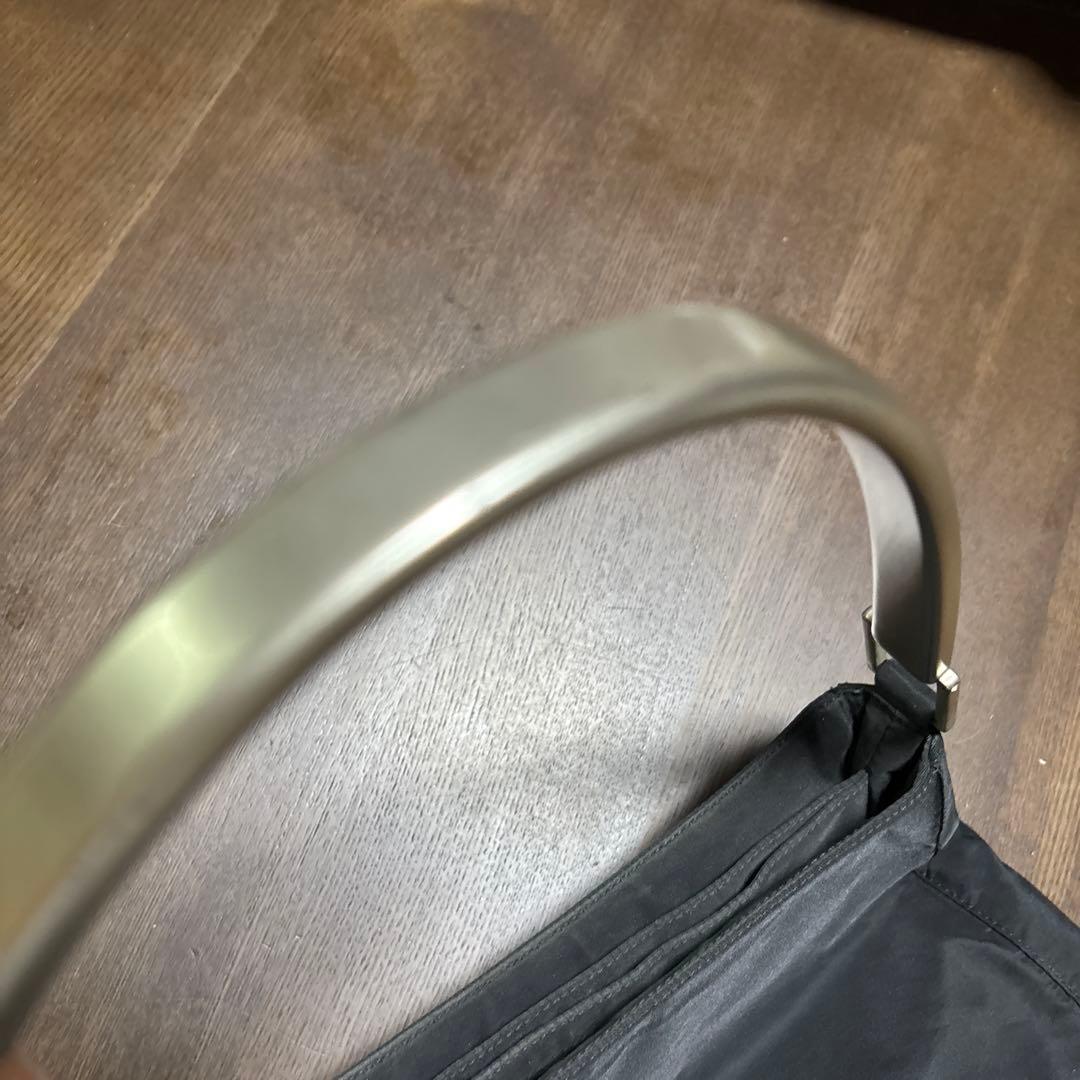 PRADA ブラック ナイロンバッグ