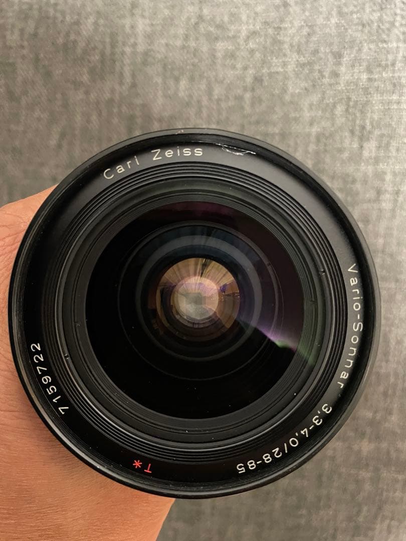 YASHICA FX-3 とZeiss バリオゾナー28−85ミリ　昭和レトロ