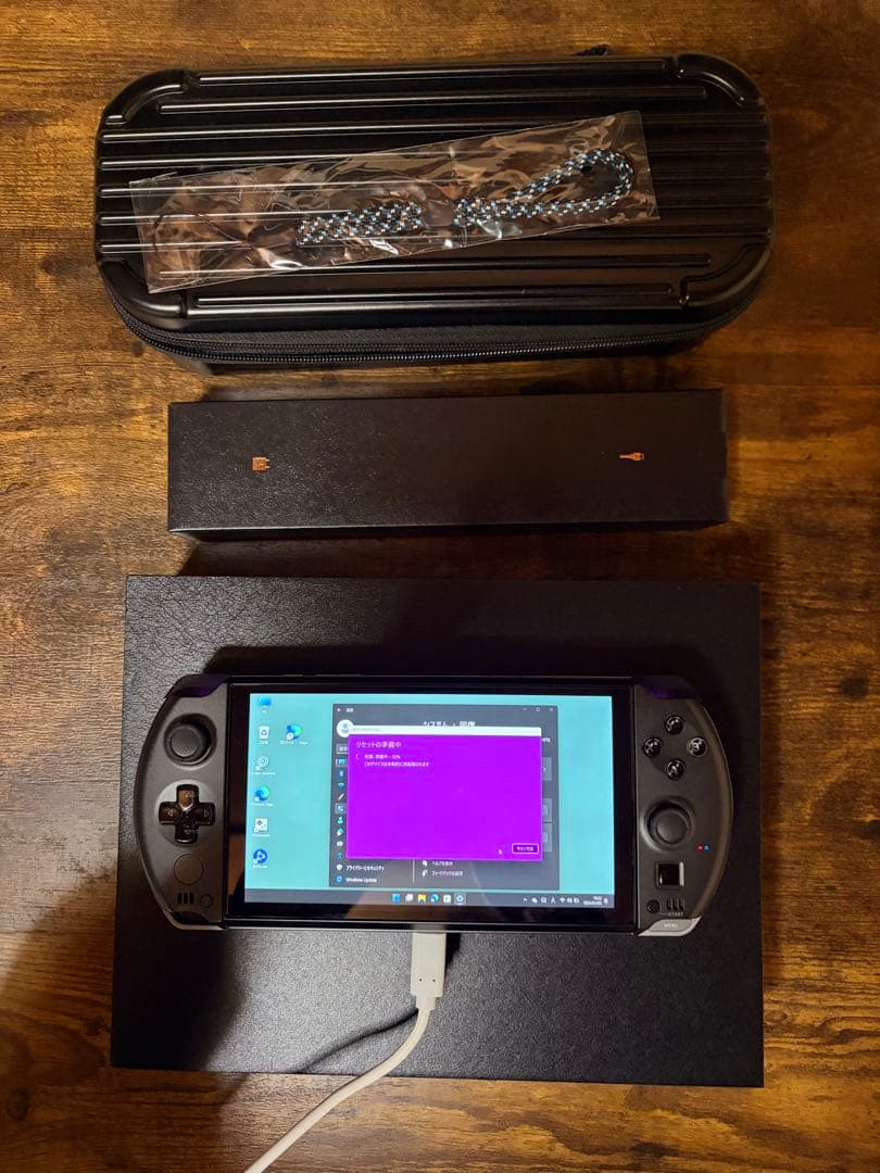 美品　GPD WIN4 32GB 1TB