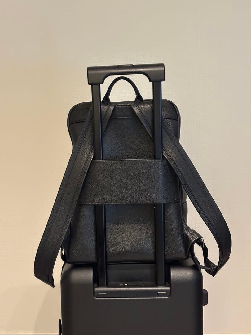 バッグ AUCENTIC Full Grain Leather Backpack