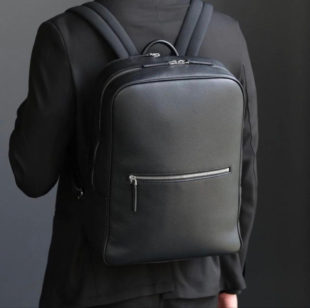 バッグ AUCENTIC Full Grain Leather Backpack