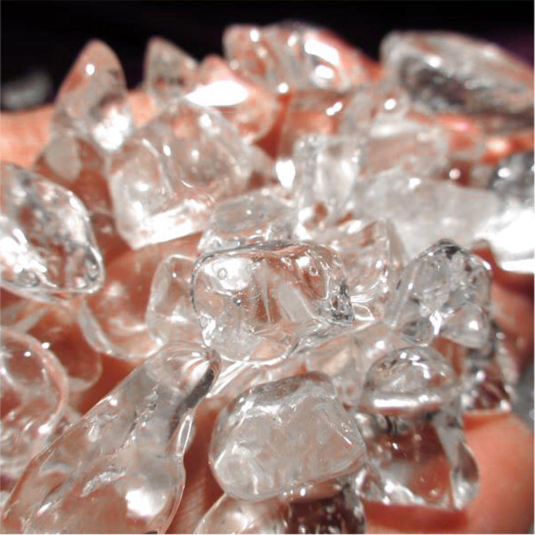 ★特選一品★高透明水晶【1.5kgブラジル産クリスタルクォーツ天然水晶さざれ】❤️