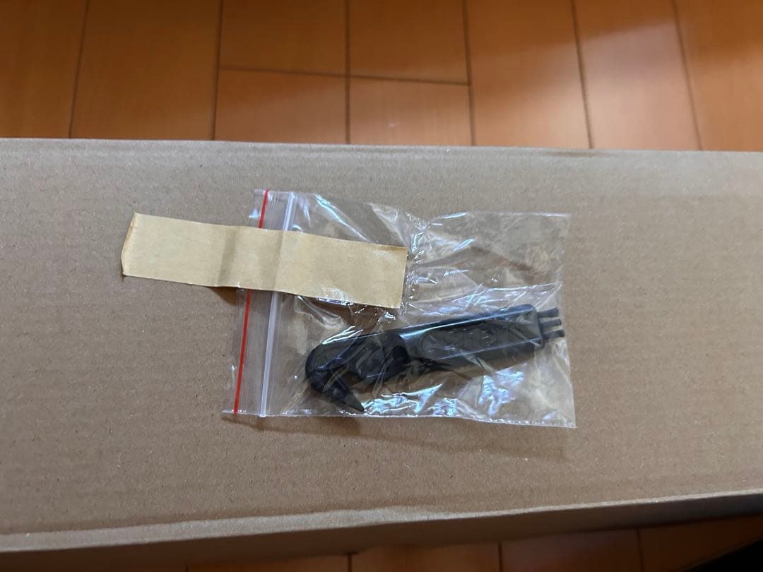 SHARK コードレスクリーナー CS651JBL