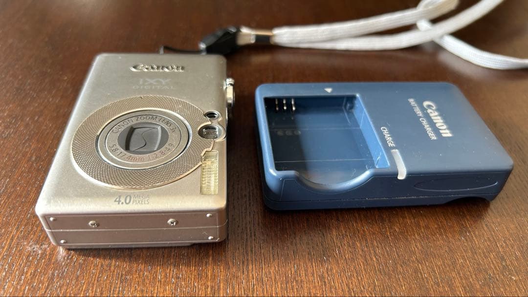 Canon IXY DIGITAL 4.0メガピクセル