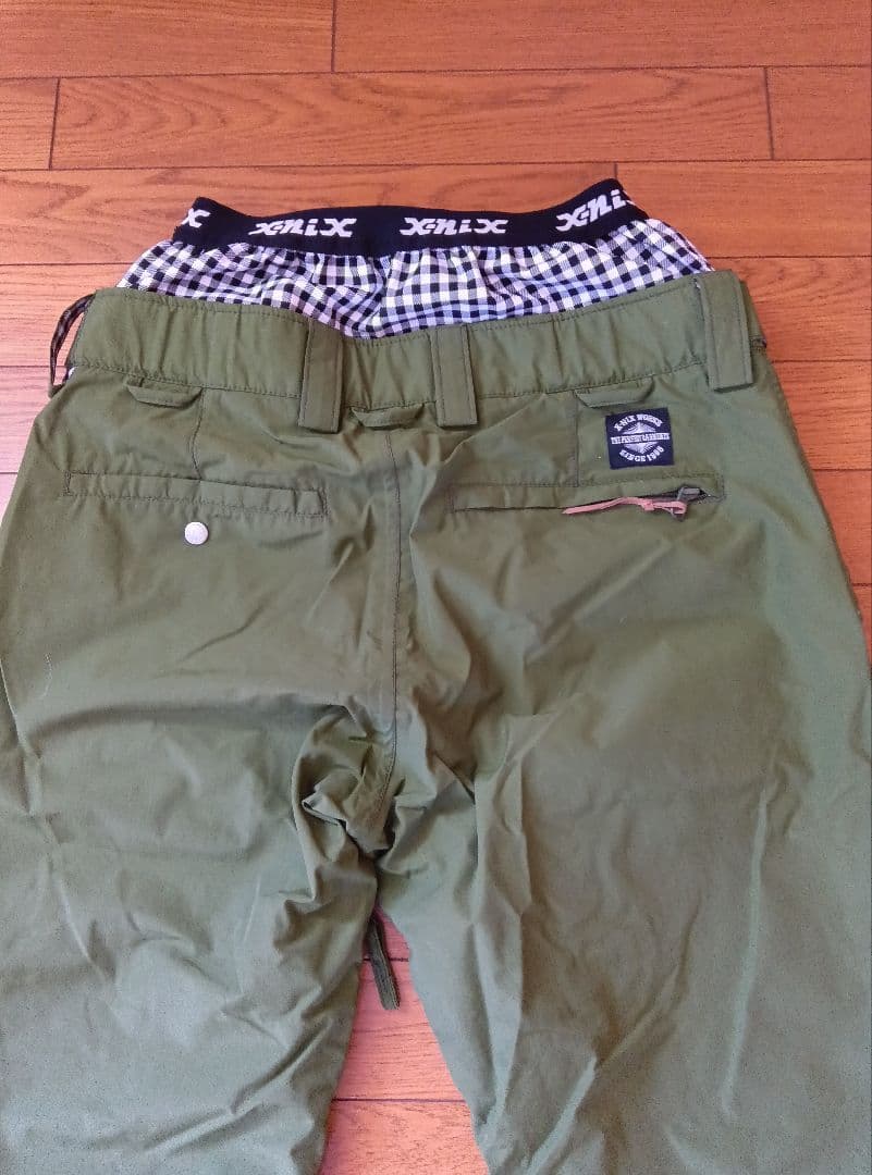 【良品】XNIX スノーボードウェア 上下セット 迷彩 カモフラージュ