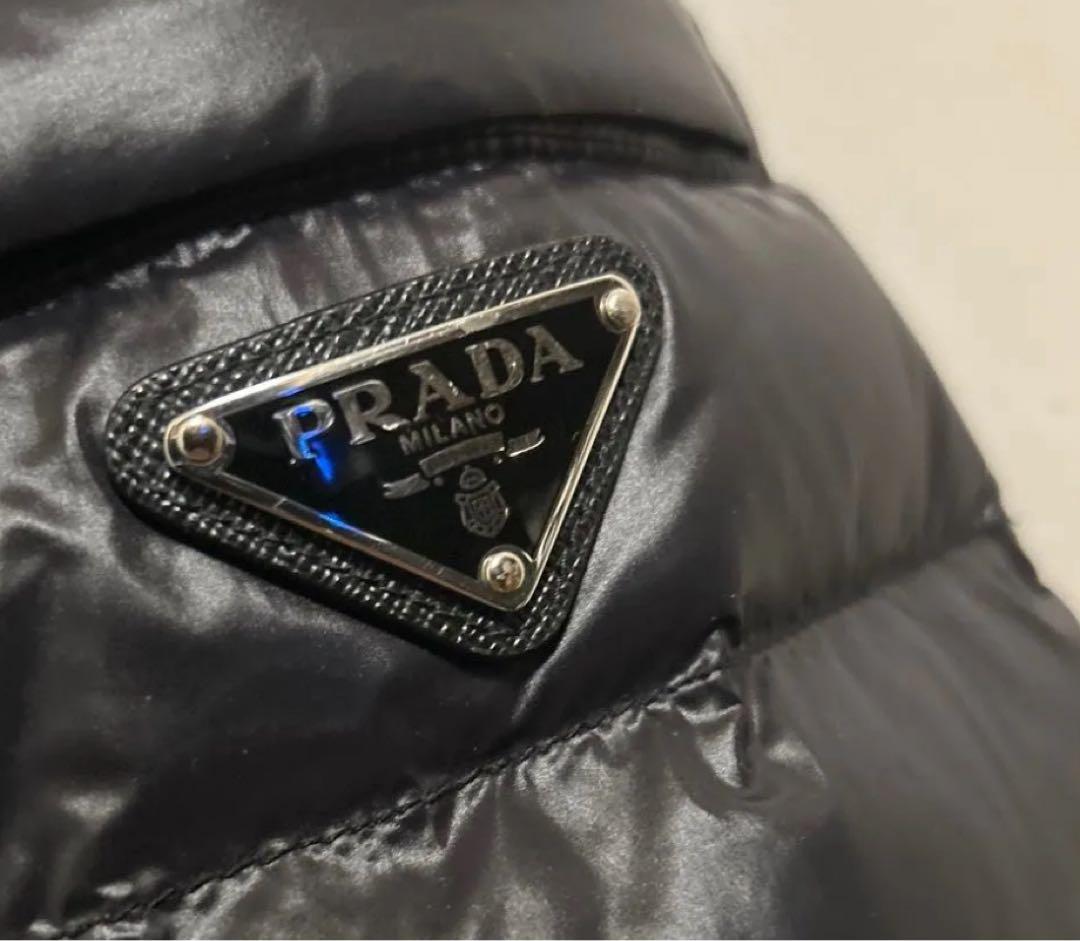prada ライトダウンジャケット　44 cortis ジュフン着用