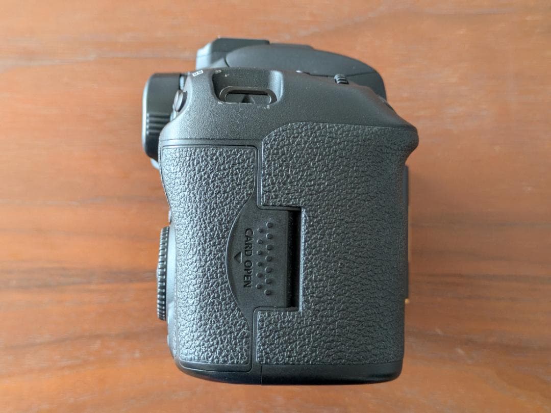 Canon キャノン EOS 7D Mark2 ボディ オリジナルジャケット付