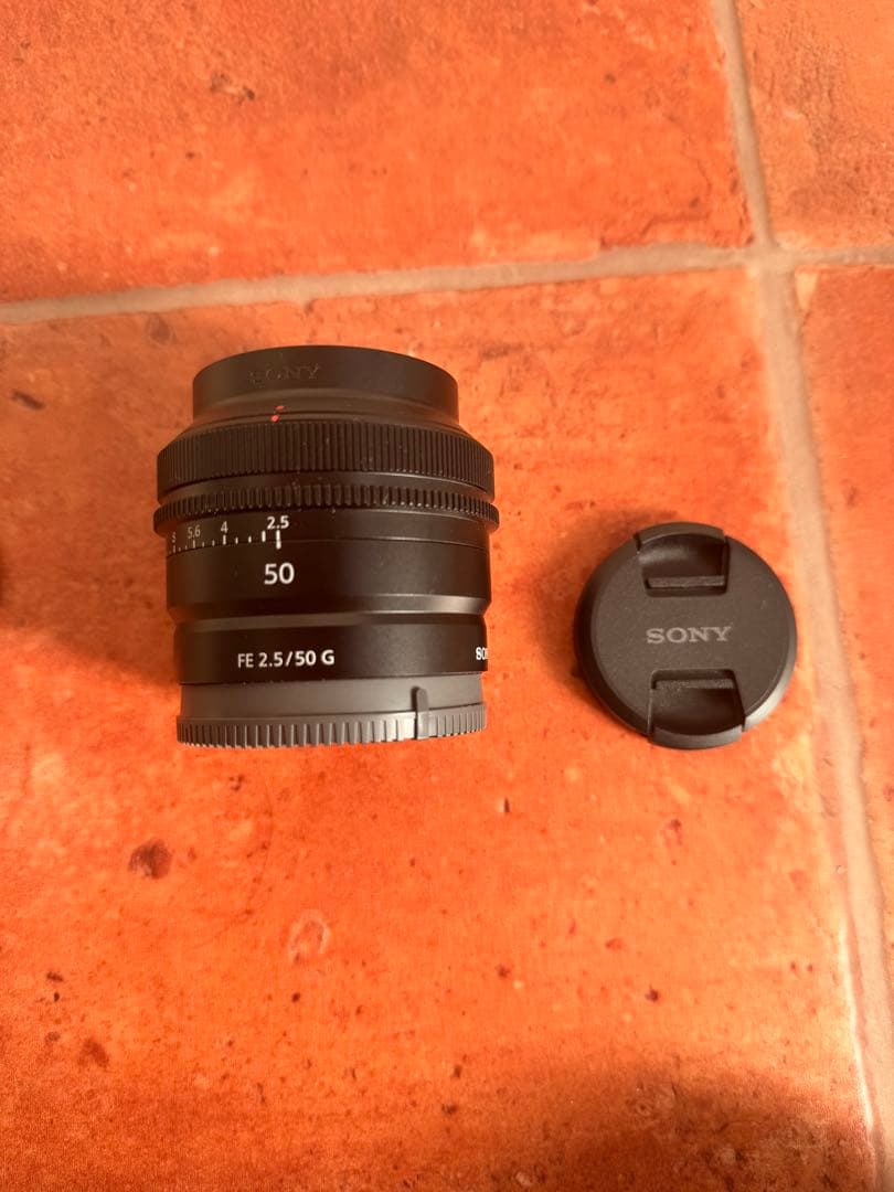 SONY FE 2.5/50 G レンズ
