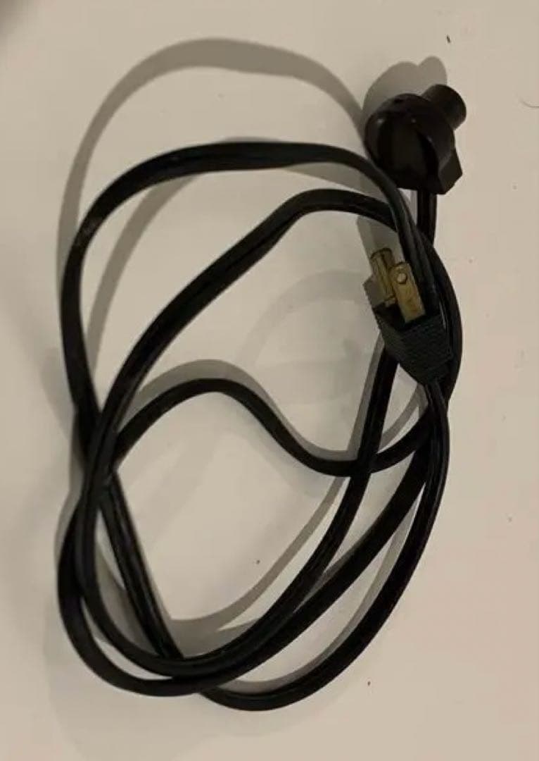 QUAD33通電OK＋303未確認ヴィンテージアンプジャンク扱い未確認ケーブル付