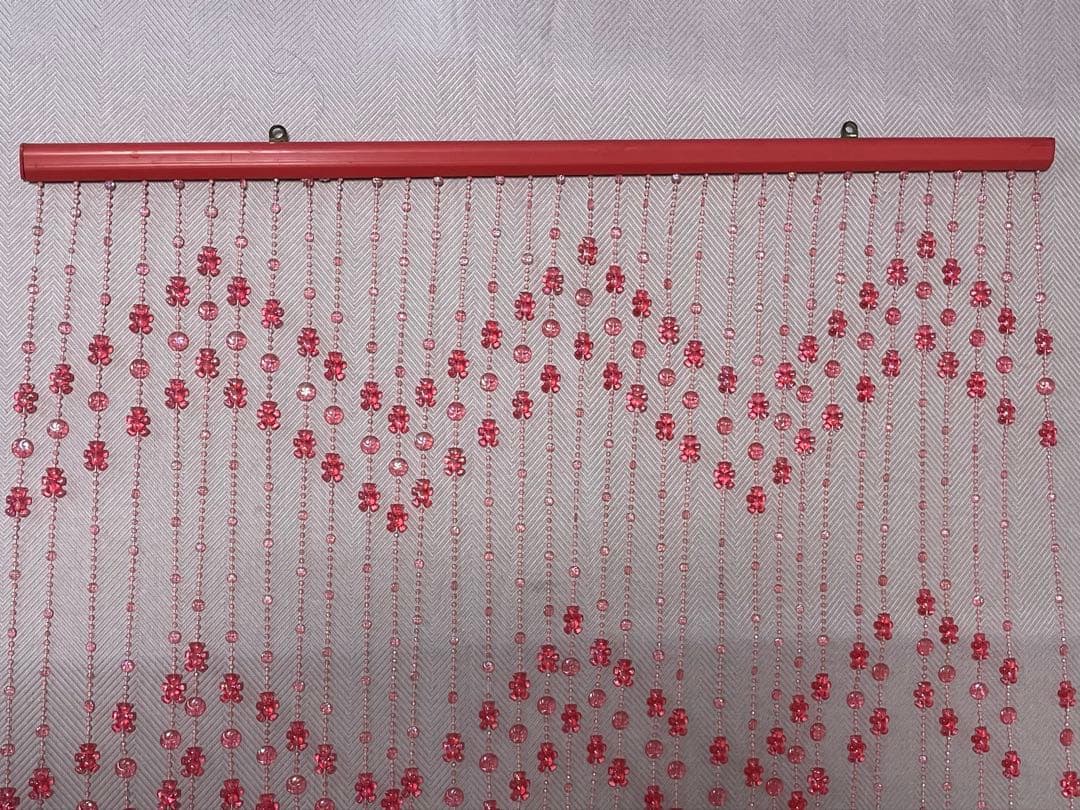 レトロ赤いビーズのジグザグのれん