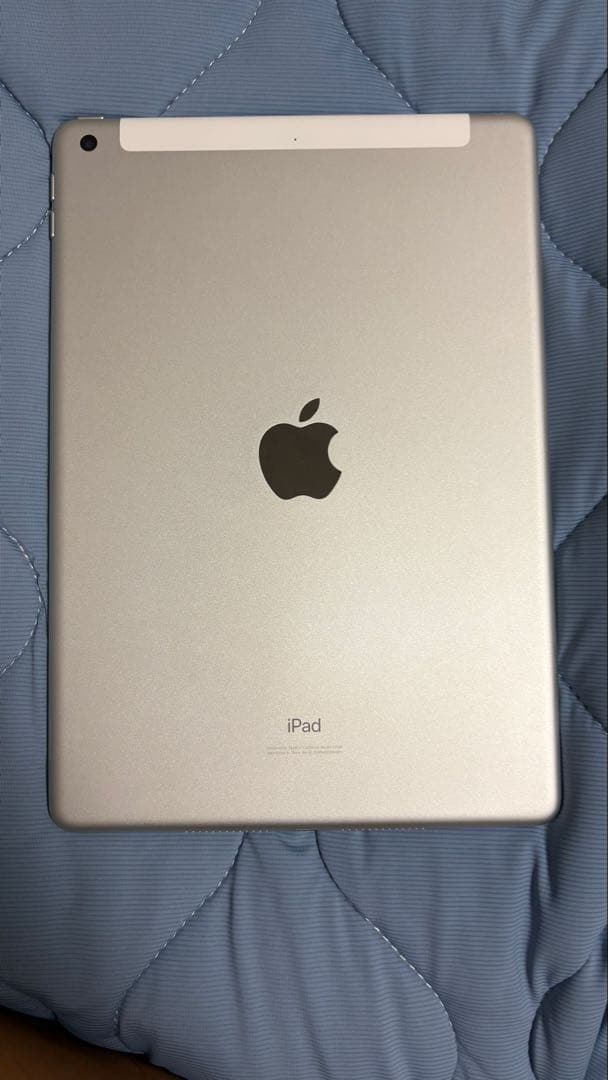 Apple iPad 第7世代32GB シルバー Wi-Fi、SIMフリーモデル