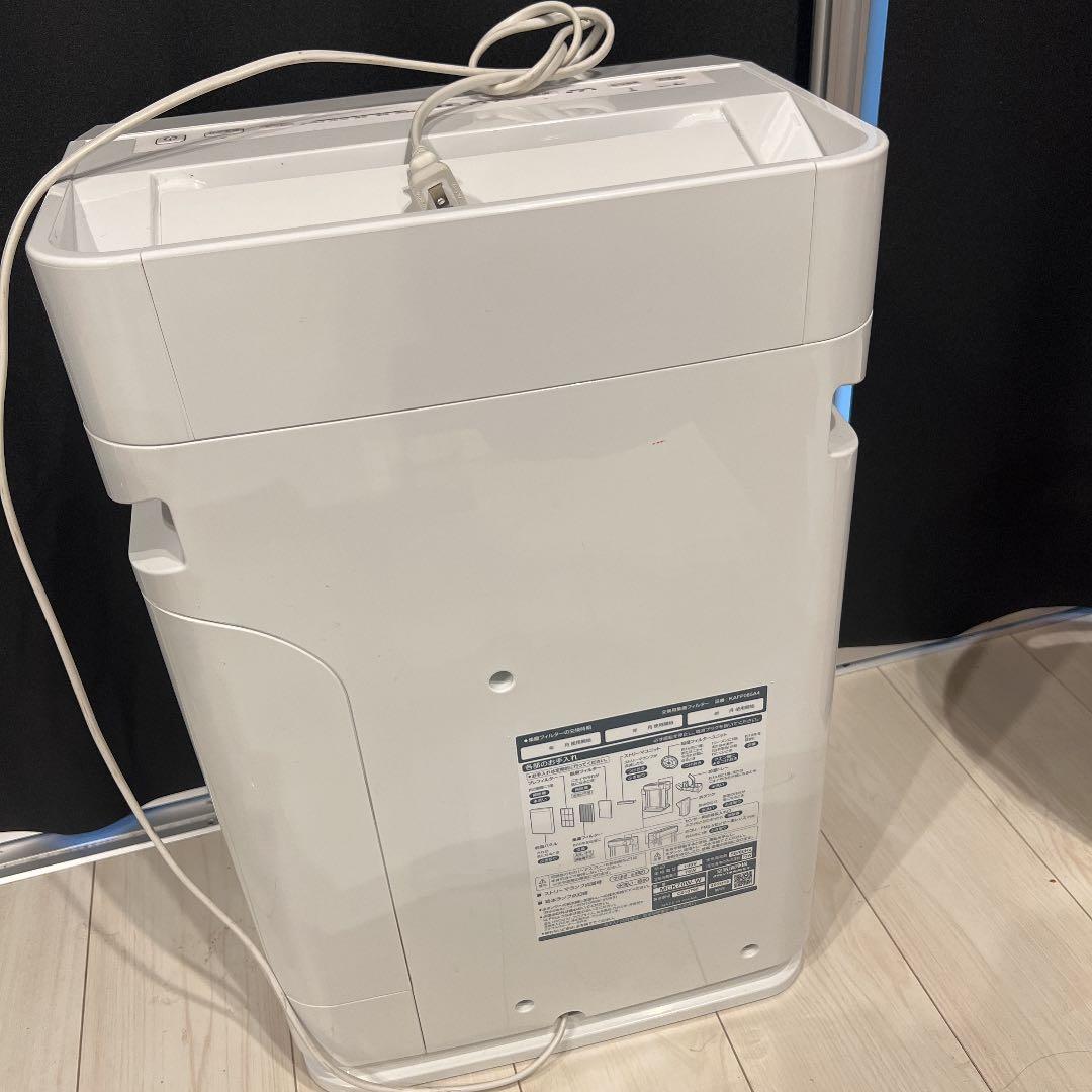 ダイキン　★大人気★ 空気清浄機　MCK70W-W