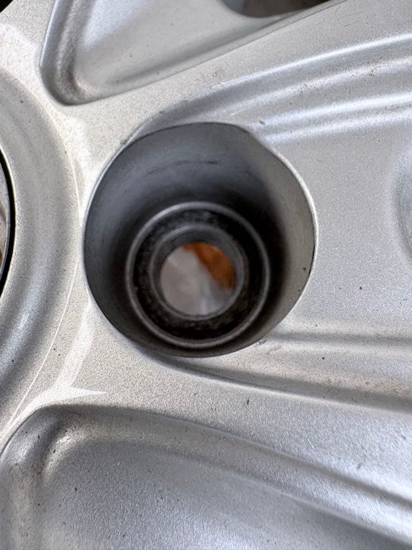 MICHELIN X-ICE 215/60R16 2023年製　トヨタ用