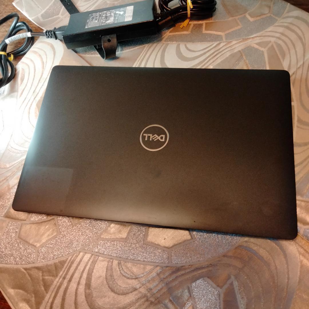 DELL 9世代 i7 9850H 256G 1920x1080 nVIDIA