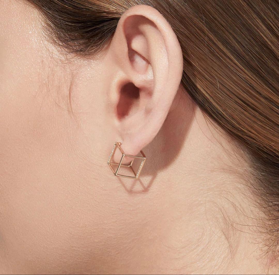 アクセサリー SHIHARA Diamond Square Pierce 10 (01)