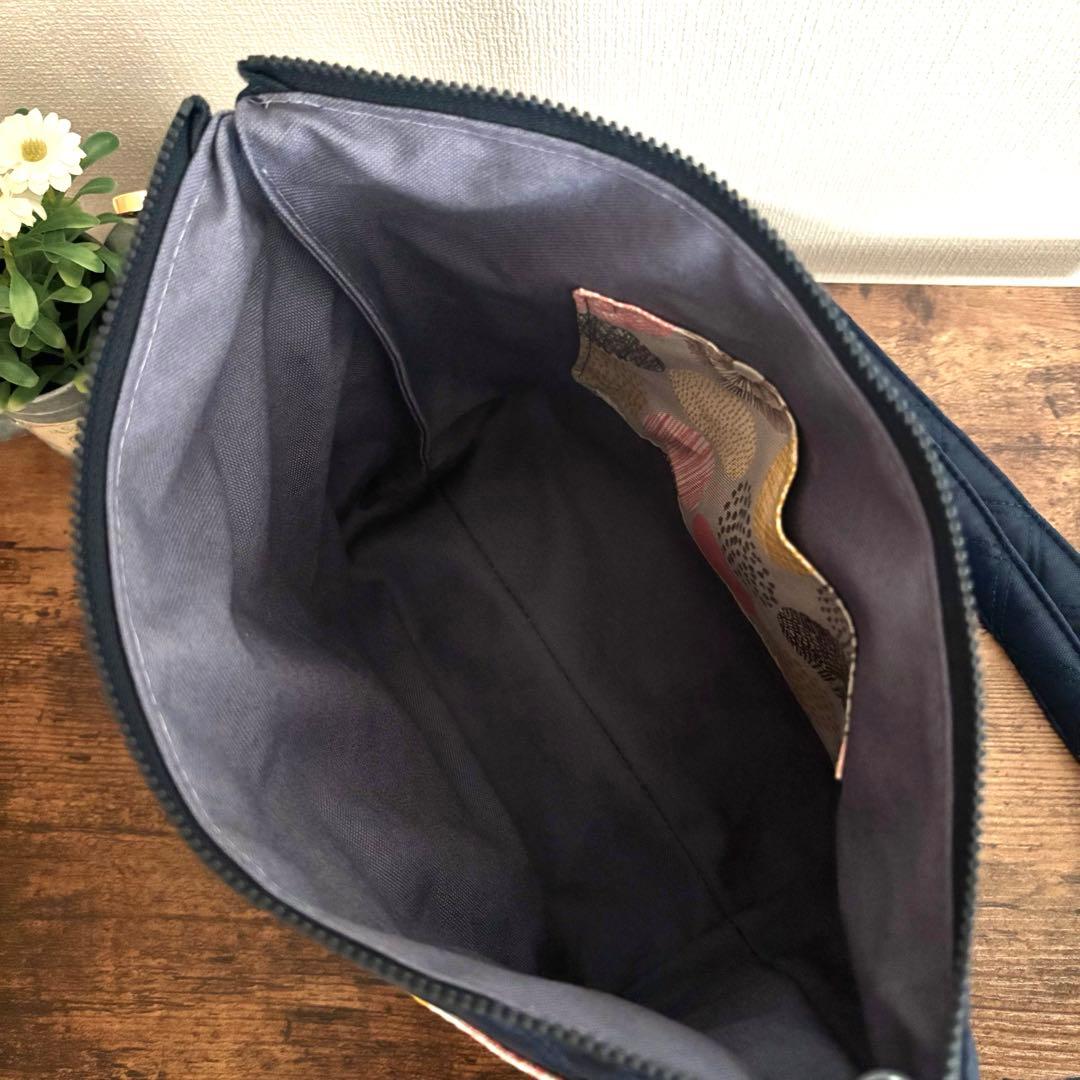 【ゆうママ】30cmファスナーショルダーバッグ　ナイロンオックスキルト