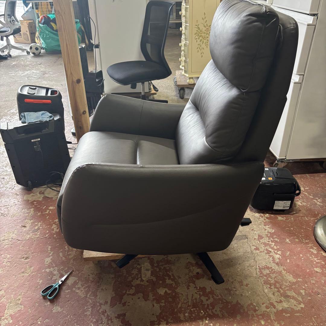 瀧511 ニトリ 電動リクライニングパーソナルチェア2モーター LE01