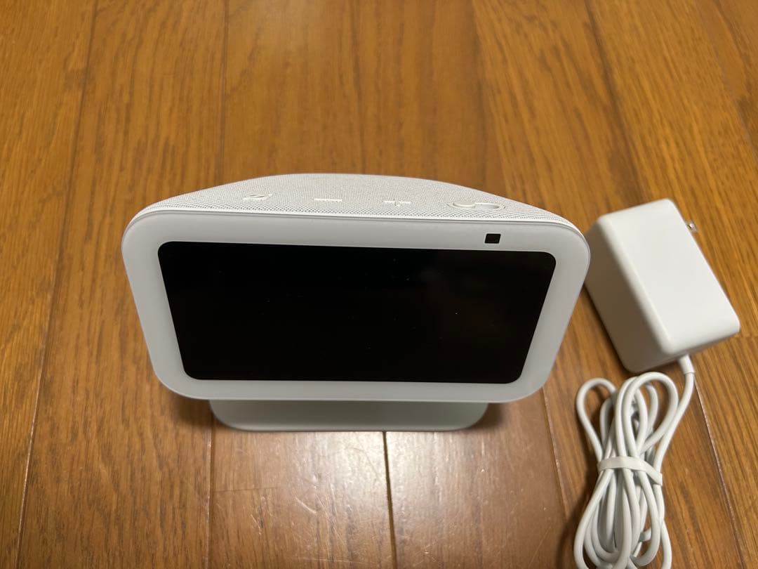 Echo Show 5 第3世代 グレーシャーホワイト　スタンド付き