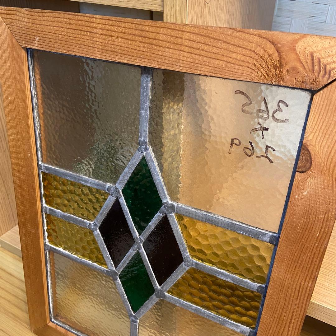 ステンドグラス　アンティーク　イギリス　窓　32×41.5cm