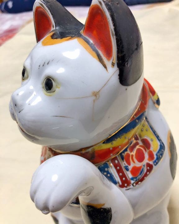 古瀬戸（明治 ~大正期）招き猫置物　アンティーク　希少骨董品　高さ約28センチ