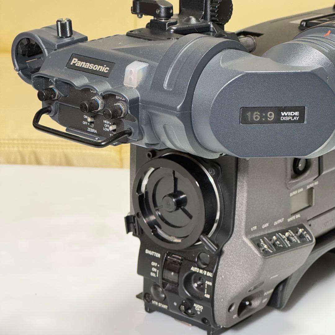 Panasonic AJ-D610WAビデオカメラ とFUJINONレンズ