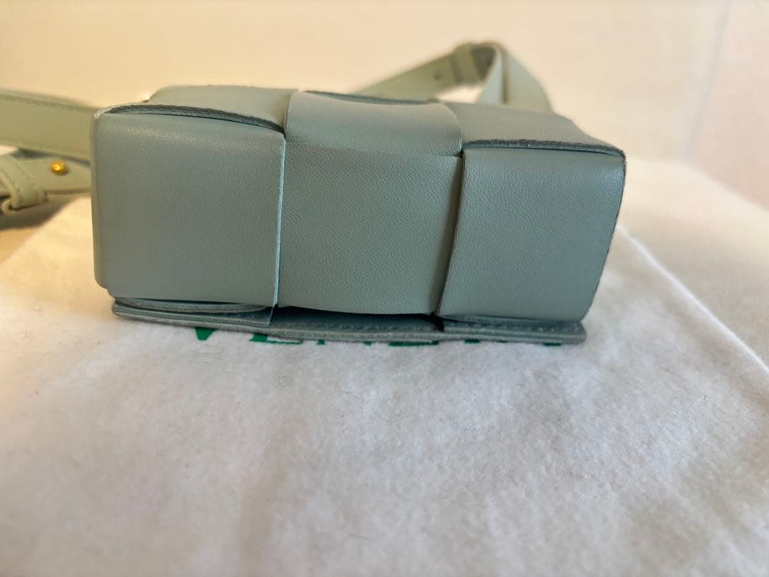 ボッテガべネタ　ミニカセットバッグ