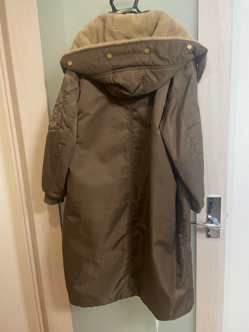 conte×upper heights ミリタリーコート　逸見えみり