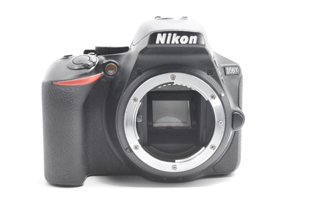 ✨すぐ使える✨Wi-Fi搭載❤️人気機種 Nikon D5600 スマホ転送