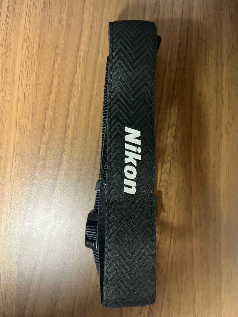 Nikon Zfcミラーレスカメラ + DXレンズ2本＋その他おまけ