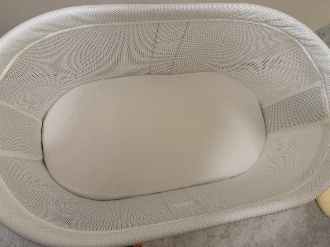 【美品】ベビービョルン クレードルハーモニー　ベビーベッド